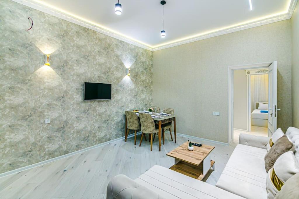 New Luxury Family Apartment Baku